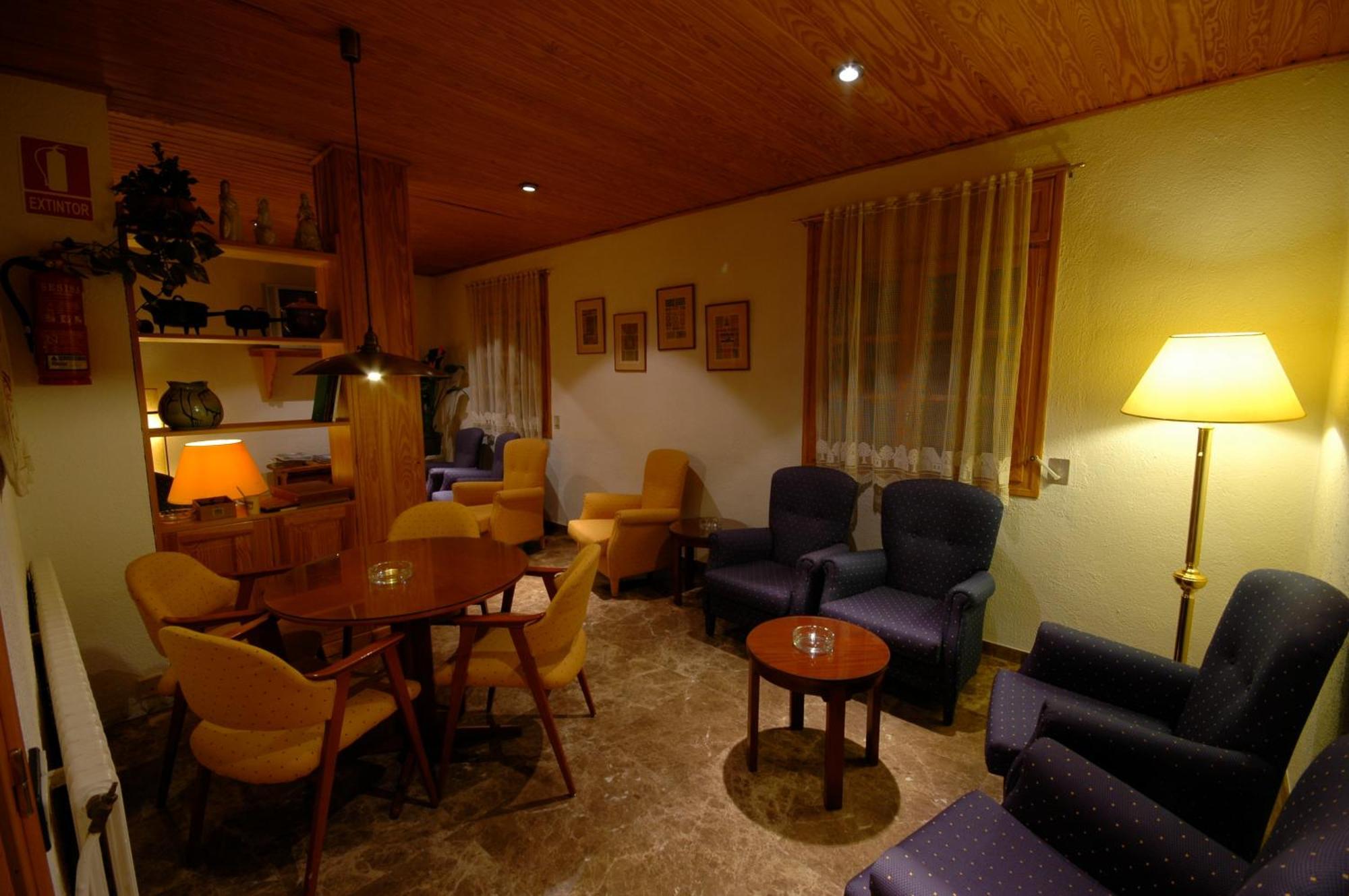Hotel Els Puis 에스테리 다네우 외부 사진