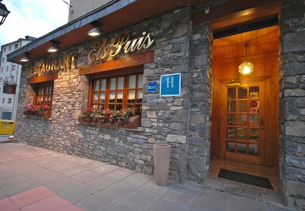 Hotel Els Puis 에스테리 다네우 외부 사진