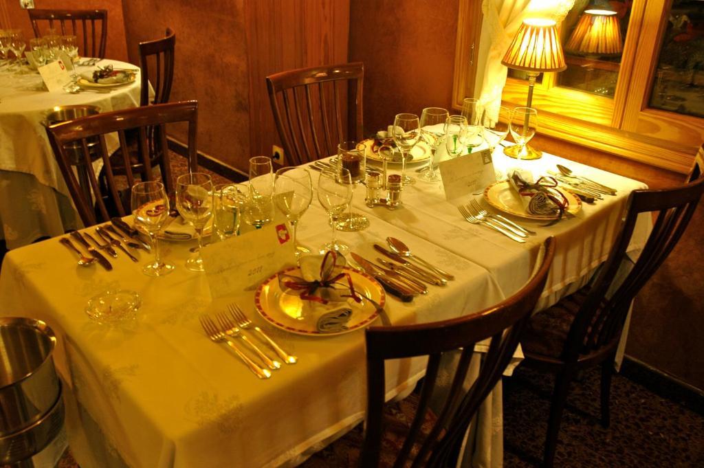 Hotel Els Puis 에스테리 다네우 외부 사진