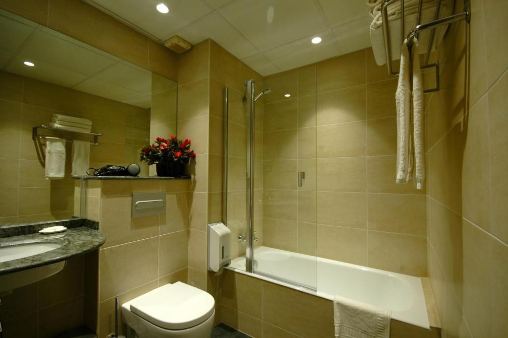 Hotel Els Puis 에스테리 다네우 객실 사진